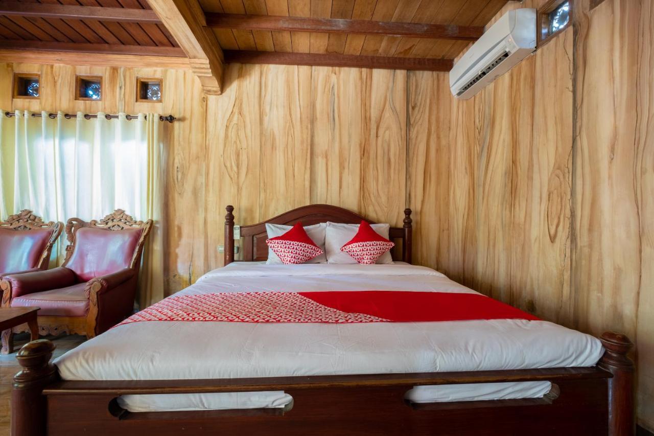 Oyo 1425 Beach Wind Bungalows Gili Trawangan Exterior photo