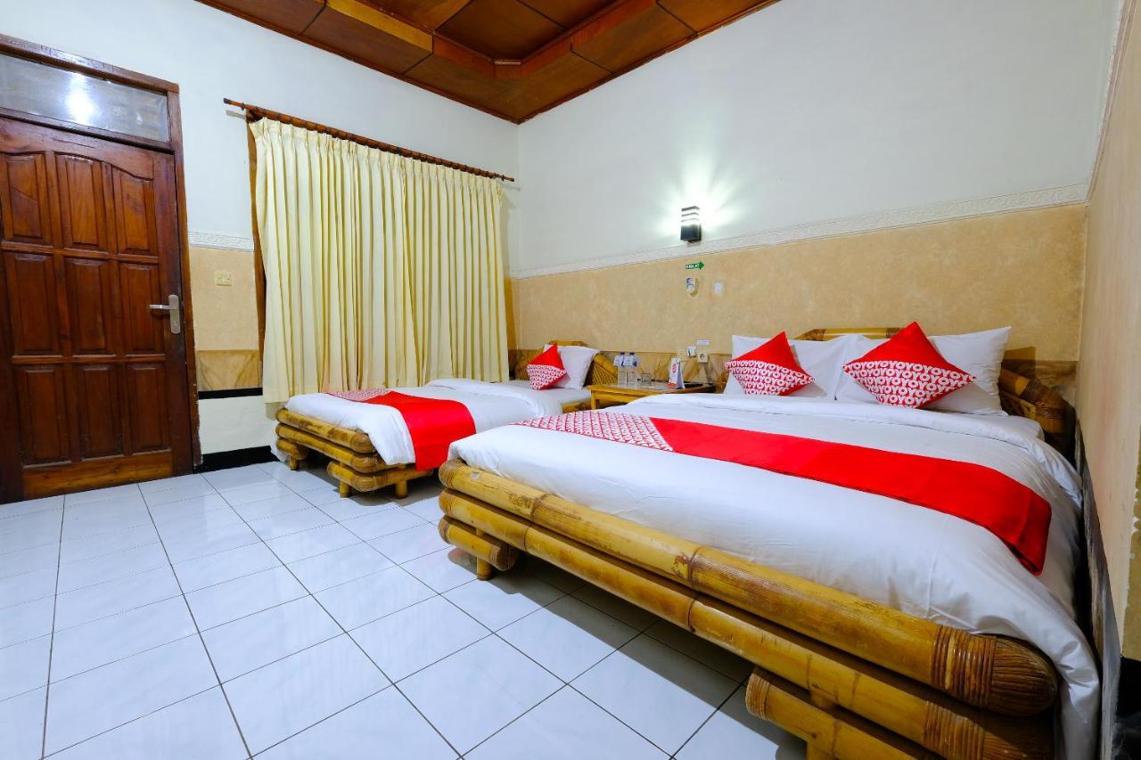 Oyo 1425 Beach Wind Bungalows Gili Trawangan Exterior photo